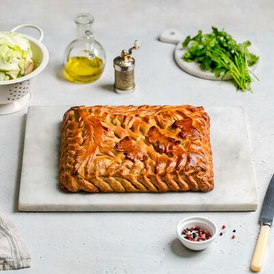 Пирог с капустой в Штолле по цене 2170 ₽