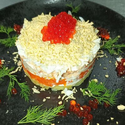 Салат с горбушей в Bistro 113 по цене 470 ₽