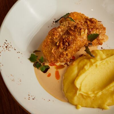 Азиатские котлетки с картофельным кремом в Рамен с уткой по цене 620 ₽