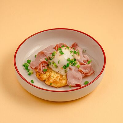 Драник с соусом голландез в Хачапури по цене 520 ₽