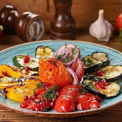 Овощи на гриле в ШАШЛЫК & BBQ по цене 490 ₽