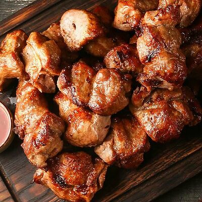 Шашлык из свиной мякоти в Мангал & Гриль по цене 3230 ₽