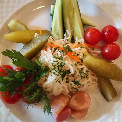 Ассорти солений в Рюмочная Prolive по цене 450 ₽