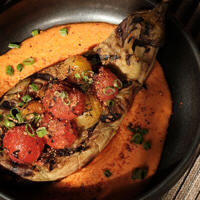 Баклажан с кремом из перца и сулугуни в Folk по цене 990 ₽