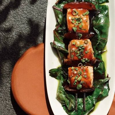 Лосось, финики, мангольд в Folk по цене 1980 ₽