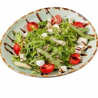 Салат с авокадо и сыром в Пацха Пшапский двор