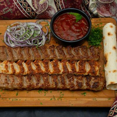 Люля-кебаб из баранины в 17 шампуров по цене 705 ₽