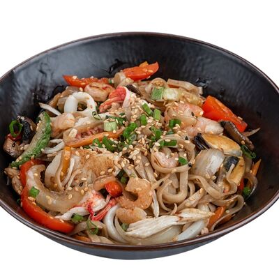 Вок с морепродуктами в Мушу по цене 615 ₽