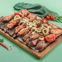 Мясное ассорти с овощами гриль на компанию в InTempo Pizza & Grill