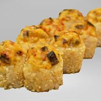 Запеченный ролл с угрем и чукой в Bereg