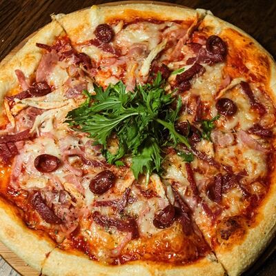 Пицца Только мясо в Рога Лося по цене 600 ₽