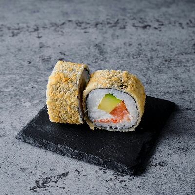 Горячий ролл Темпура с лососем в THE BOX по цене 359