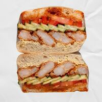 Сандо с креветками и сладким чили в Sando & Bubble