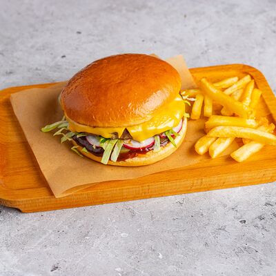 Биф бургер в Бар 108 по цене 870 ₽