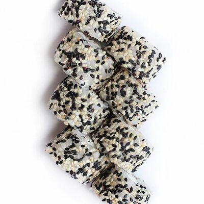 Ролл с жареным лососем и соусом терияки в San-Pizzerino по цене 590 ₽