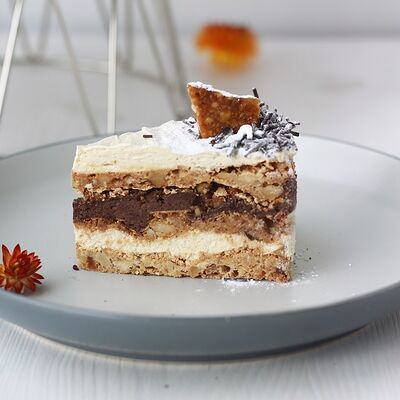 Пирожное Грильяж в Кондитерская Виолет по цене 279 ₽