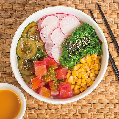 Поке с атлантическим тунцом и манговым соусом в Луиджи & Тосё по цене 539