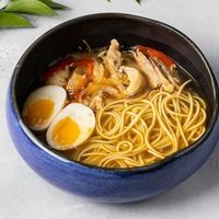 Куриный суп-лапша в Jamamai Asian Kitchen & Bar