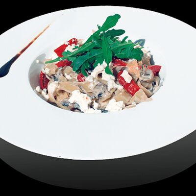 Феттуччине с грибами и сыром рикотта в Пусан по цене 500 ₽