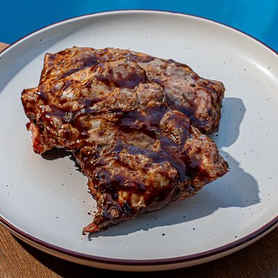 Рёбрышки из смокера в барбекю глазури в АЛЯ РУСЪ по цене 655 ₽