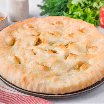 Осетинский с курицей и сыром в Время пирогов по цене 1149 ₽