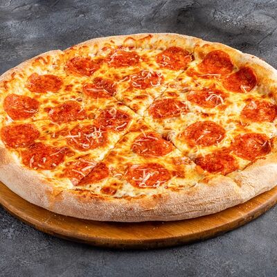 Пицца Пепперони в Кафе на Филатова по цене 705 ₽