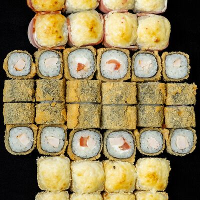 Сет Хот чикен в Royal Sushi по цене 7400 ₸