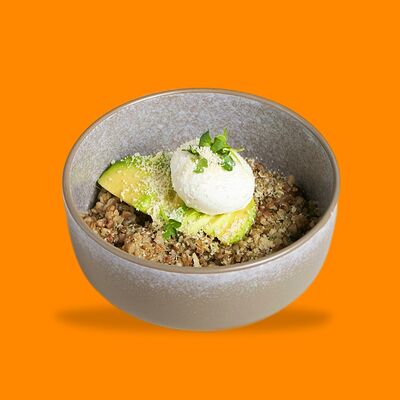 Гречневая каша с яйцом и авокадо в Vaffel по цене 420 ₽