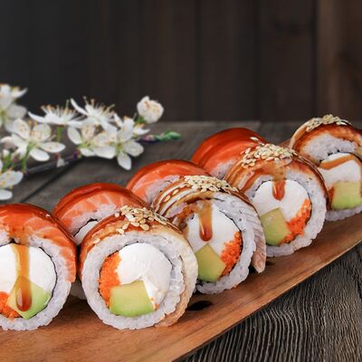 Ассорти из сливочных роллов в Вкусные Суши Premium по цене 660
