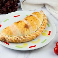 Пицца Calzone Contadino в Sadu