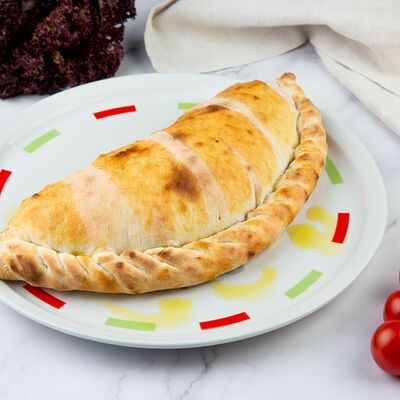 Пицца Calzone Contadino в Sadu по цене 3350 ₸