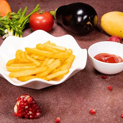 Картофель фри с пармезаном в Чичилаки по цене 350 ₽