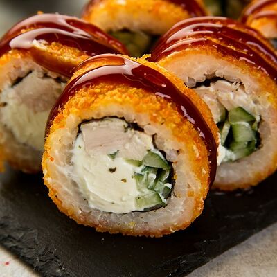 Горячий с курицей в Sushist по цене 460 ₽