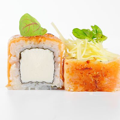 Ролл Опаленная Филадельфия карамельная в Везёт и повезёт по цене 769 ₽