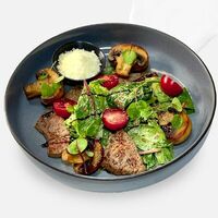 Теплый с телятиной и грибами в Caviar