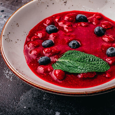 Малиновый суп с ягодами в Torro Grill по цене 540 ₽