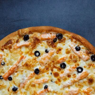 Пицца с сёмгой в Тобико по цене 1480 ₽