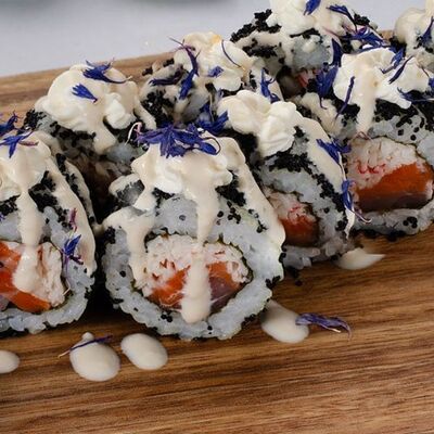 Снежный ролл в Takara по цене 660 ₽