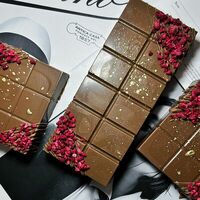 Логотип Chocofactory