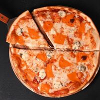 Пицца Четыре сыра в Domum