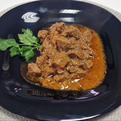 Гуляш куриныйв Райский дворик по цене 280 ₽