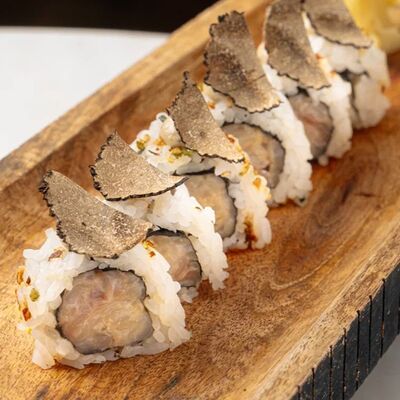 Сибас с трюфелем в Море на Патриках по цене 1090