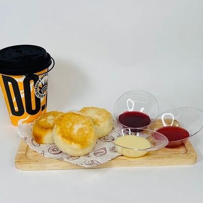 Кофе и сырники в Do.bro coffee по цене 870 ₽