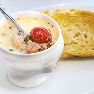 Суп из лосося в Mama Roma по цене 641 ₽