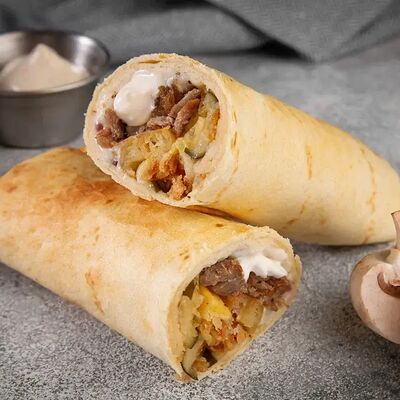 Комбик Грибной с говядиной в КОМБИНАТ шаурма и стритфуд по цене 256 ₽