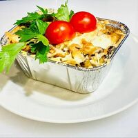 Картофель запечённый с окороком и грибами в Вкуснов