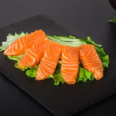 Сашими из охлаждённого лосося в Sushi House по цене 659 ₽