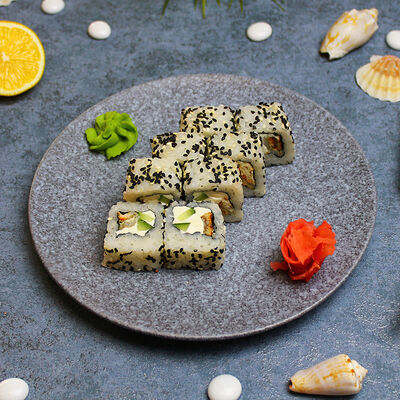 Ролл Микс с авокадо в Sushi Fresh по цене 619 ₽