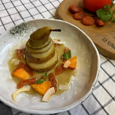 Груша, томленная в кокосовом молоке в Eat fresh по цене 420 ₽