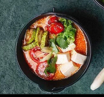 Том-ям с тофу и овощами в Кабуки по цене 390